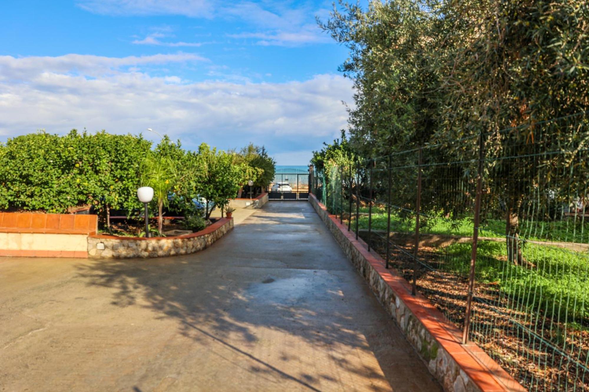 B&B Giardino Dei Cedri Trabia Exterior photo
